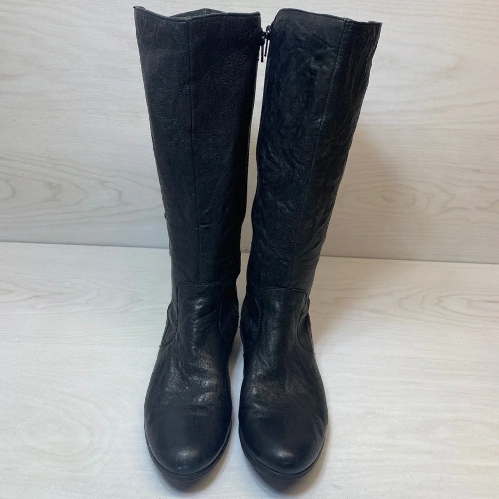 Born Womens 9.5 Tall Boots Sage Riding Black Leather Flat Knee High W32402